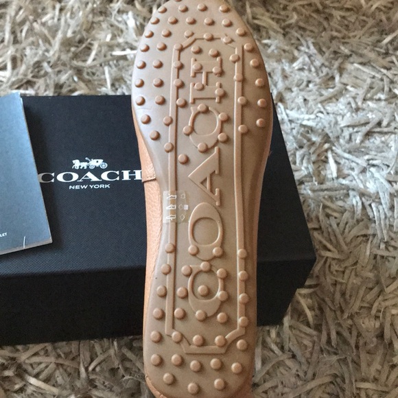 Coach leather shoes Moccasins - Picture 5 of 5